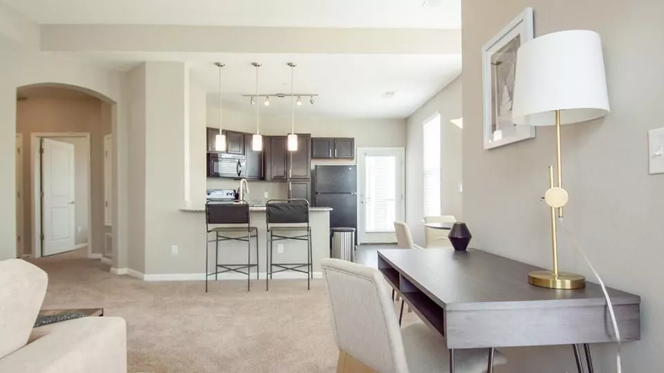 apartment-in-denver-waterford-at-southlands-28202-8d08f722-39cf-48e1-ba13-d8b88dc0affa03